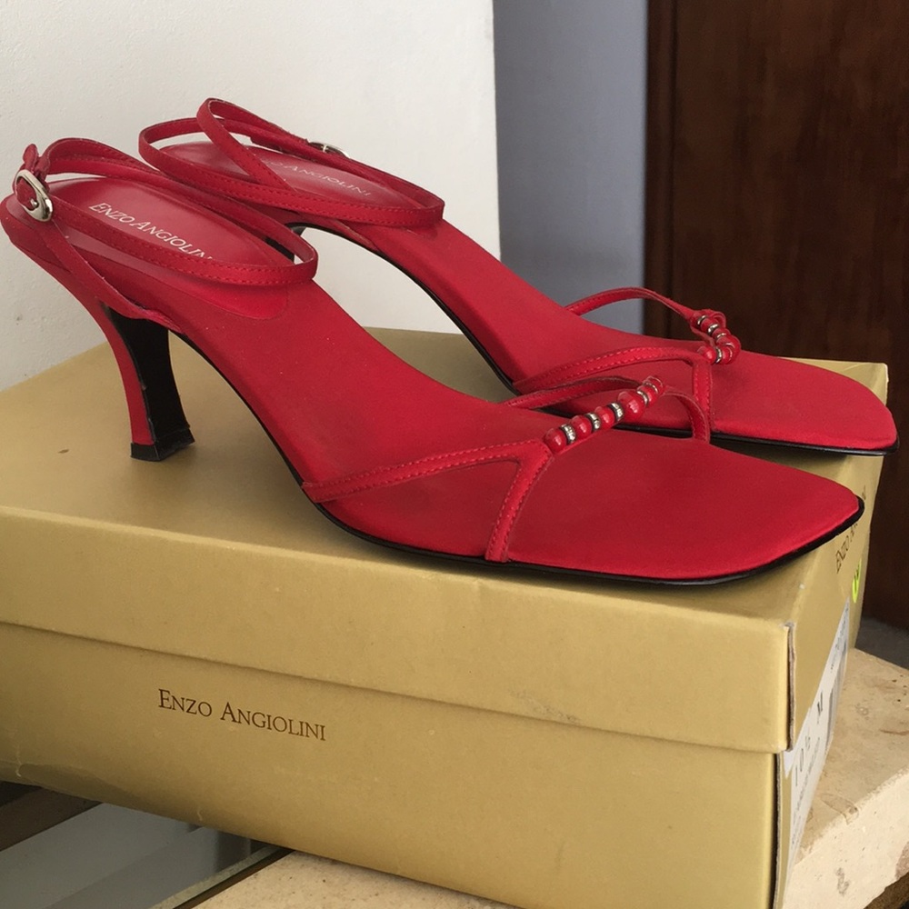 Sandals - Picture 2 of 6